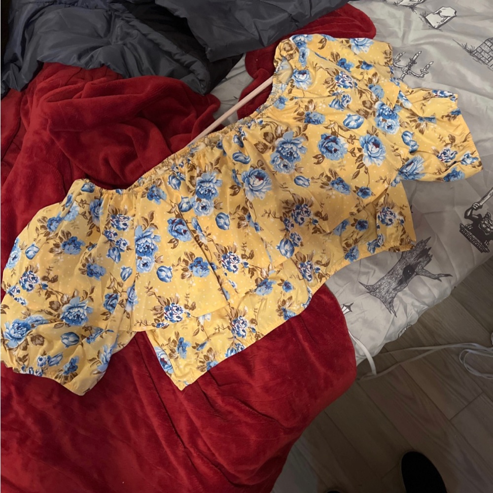 Plus Floral Print Ruffle Crop Blouse -3X